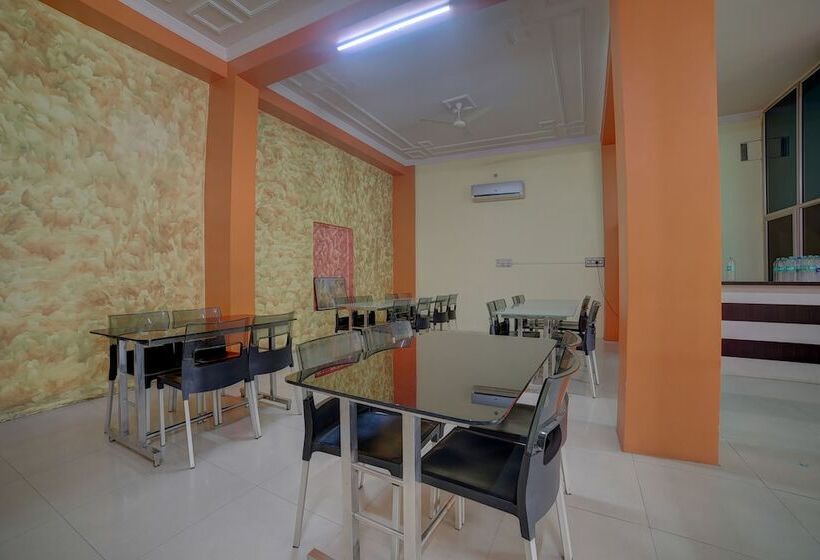 酒店 Sanwariya Bhagwan By Oyo Rooms