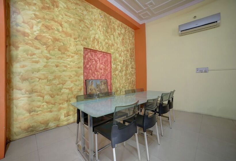 酒店 Sanwariya Bhagwan By Oyo Rooms