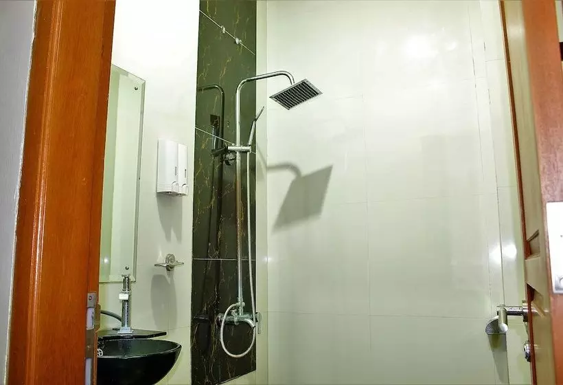 ホテル Zen Rooms Cipete Utara
