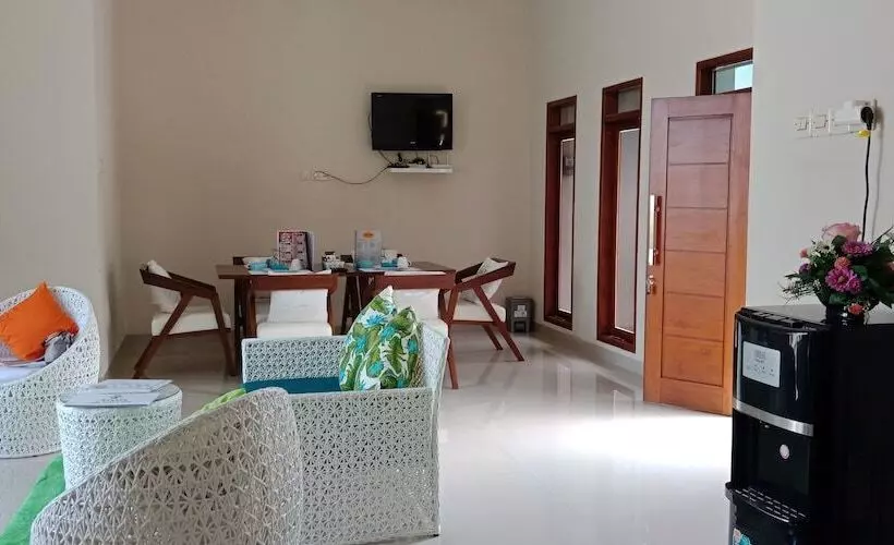 Pension (Hôtel basse catégorie) Abhaya Villa