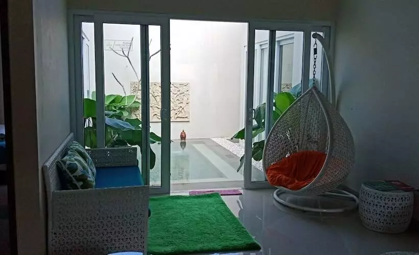 Pension (Hôtel basse catégorie) Abhaya Villa