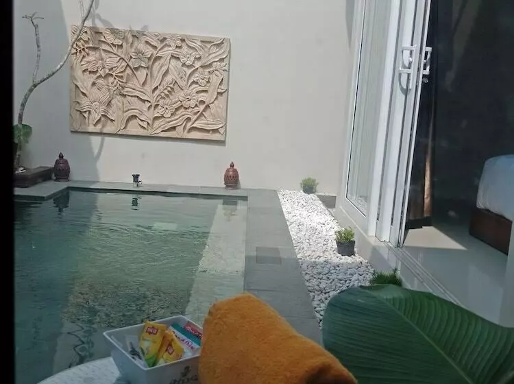 Pension (Hôtel basse catégorie) Abhaya Villa