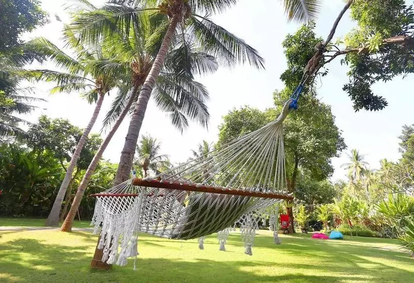 ペンション Dewantara Boutique Villa Resort Bali