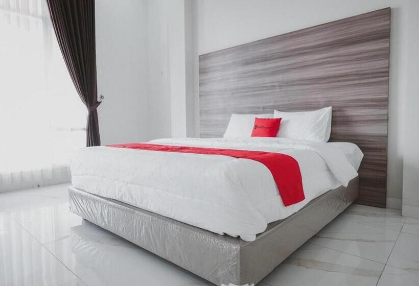 פנסיון Reddoorz Syariah @ Jalan Dieng