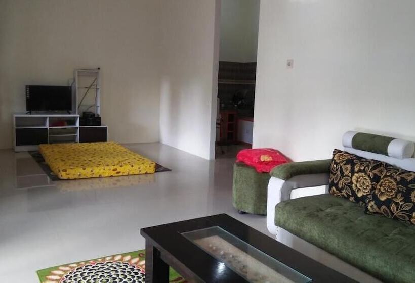 ペンション Villa Adas