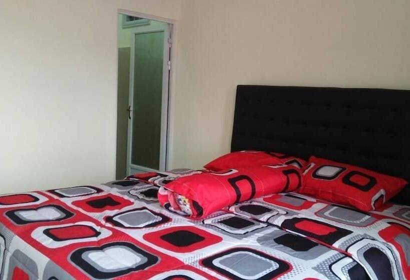 ペンション Villa Adas