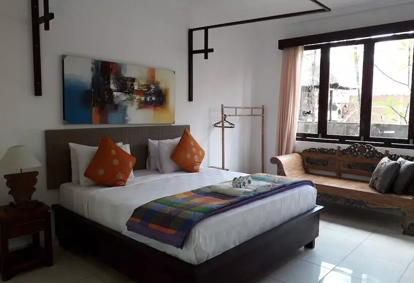 ペンション Widi House