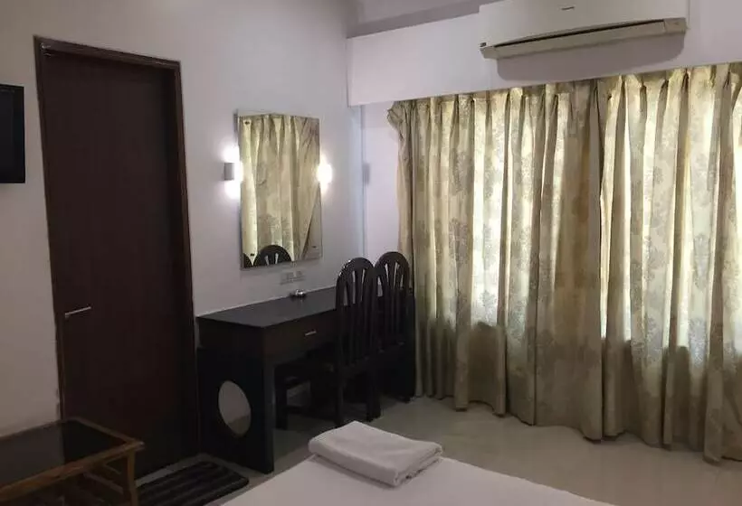 Fabhotel Rishivan