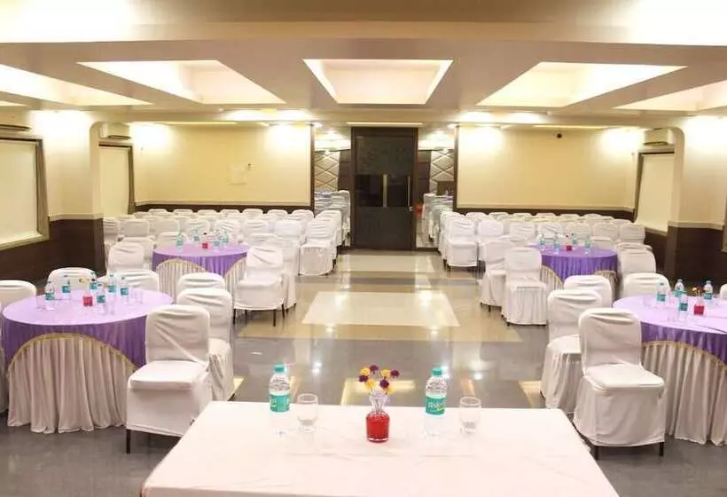 Fabhotel Rishivan