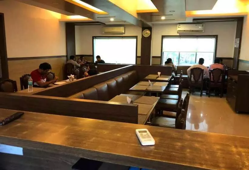Fabhotel Rishivan