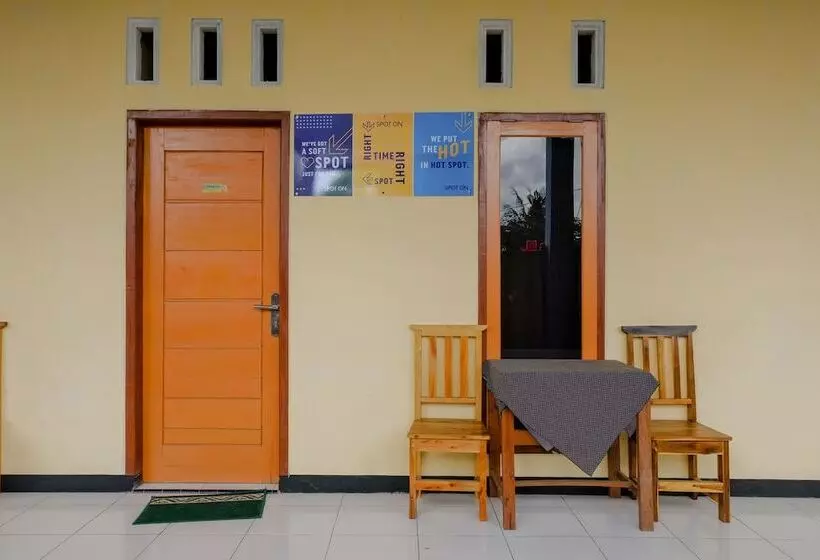Ostello Spot On 1976 Hamana Beach Inn