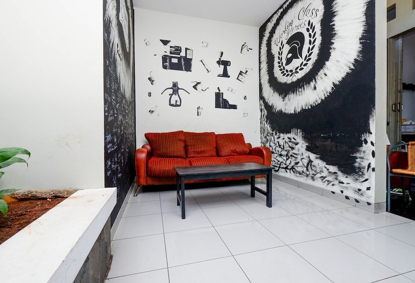 Herberge Wisma Jepara By Oyo Rooms