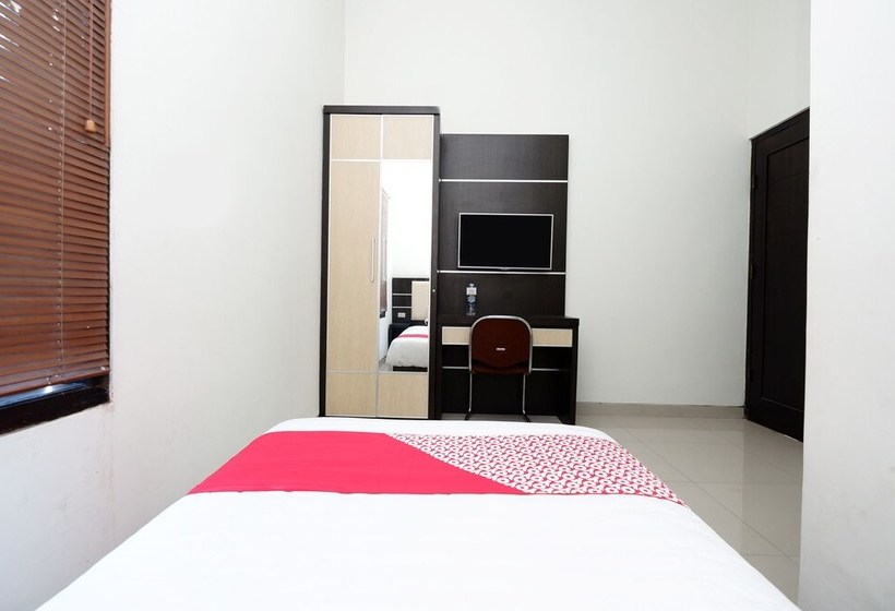 Herberge Wisma Jepara By Oyo Rooms
