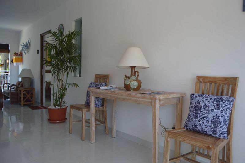 Askara Guest House   Hostel