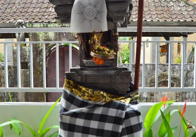 Askara Guest House   Hostel