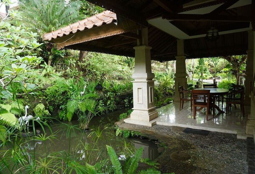 住宿加早餐 Gunung Paradis Retreat