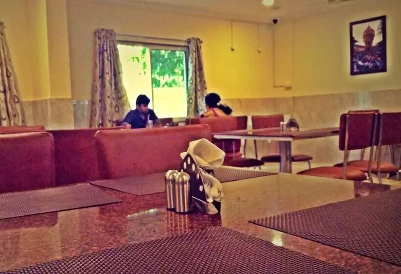 ホテル Mookambika Palace