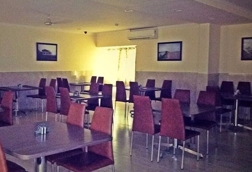 ホテル Mookambika Palace