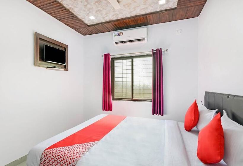 בית מלון כפרי Pawna Lake House By Oyo Rooms