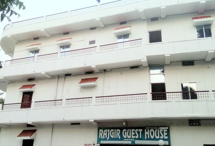 בית מלון כפרי Rajgir Guest House
