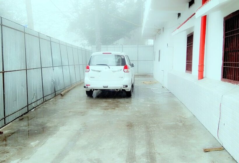 בית מלון כפרי Rajgir Guest House