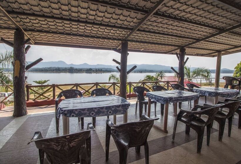 בית מלון כפרי Sunshine Resort