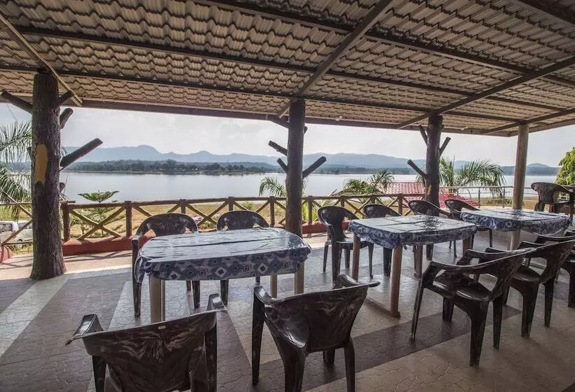 Hotelli Sunshine Resort