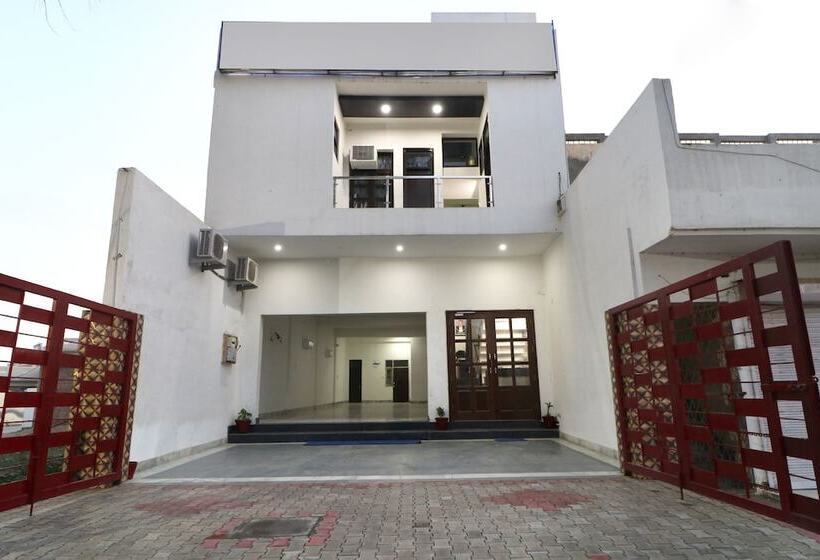 בית מלון כפרי Sunview By Oyo Rooms