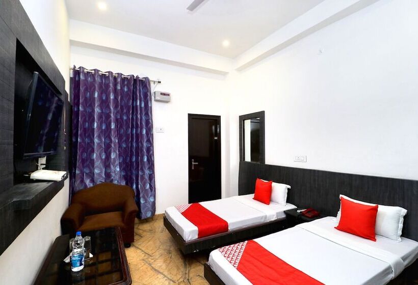 בית מלון כפרי Sunview By Oyo Rooms