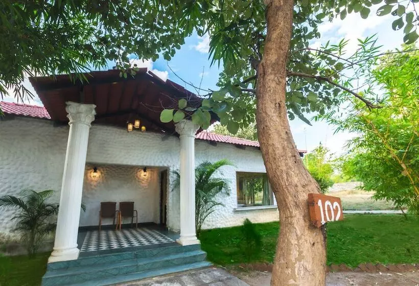 Hotelli Tuli Veer Bagh Resort