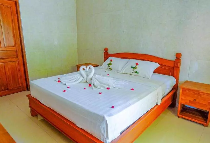 Majatalo Adi Homestay