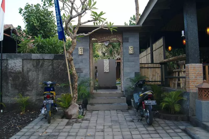 ペンション Ghamed Sari