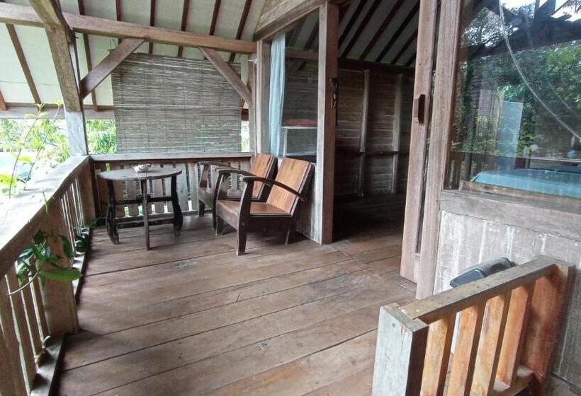 Vandrarhem Hakiki Inn Bungalows