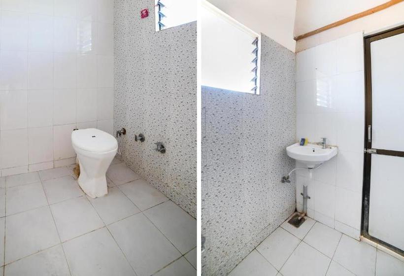 호텔 Oyo 69652 Om Restaurant And Guest House