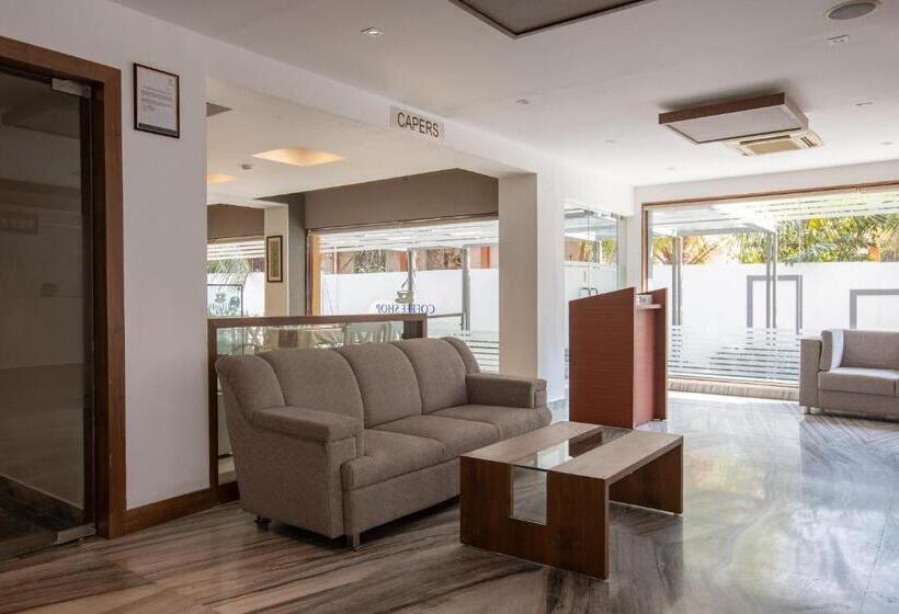 בית מלון כפרי Royal Residency