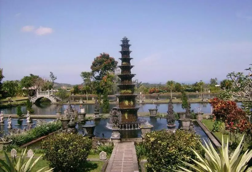 Majatalo Bukit Asri Lodge