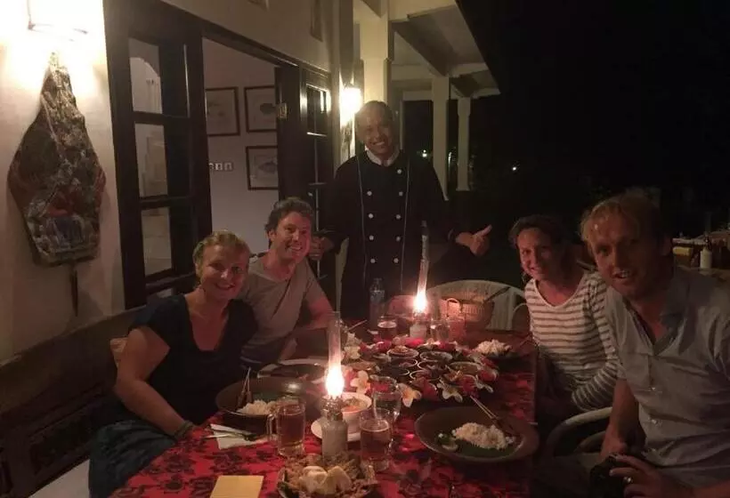Majatalo Bukit Asri Lodge