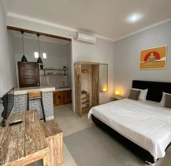 ペンション Lagriya Guest House