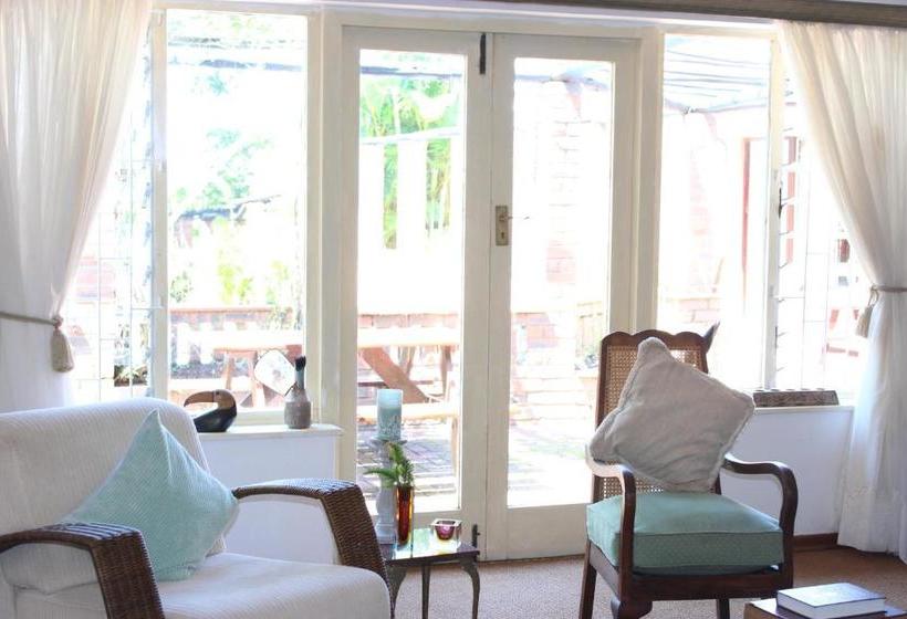 פנסיון Positano Lodge