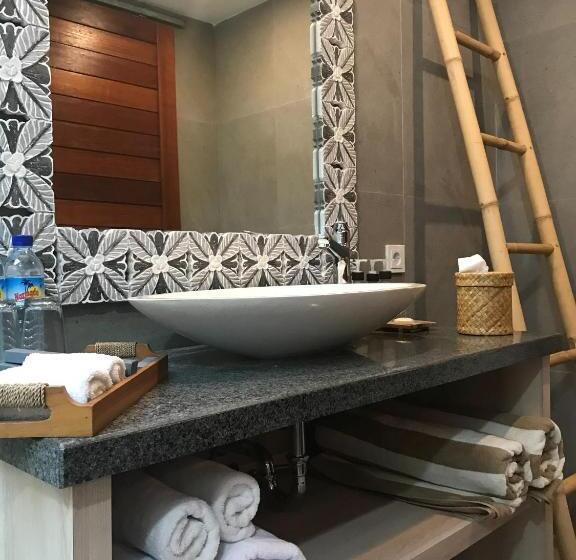 Курорт The Club Villas Lombok