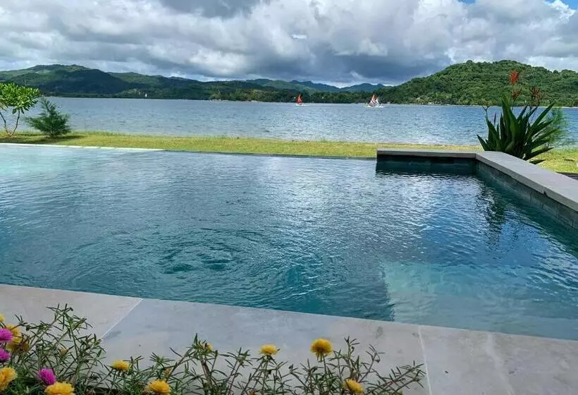 リゾートホテル The Club Villas Lombok