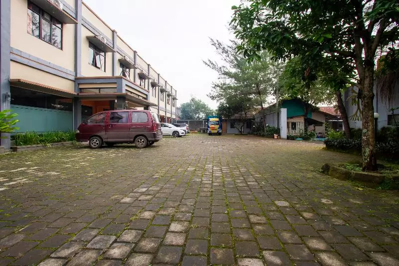 Spot On 2559 Hotel Handayani