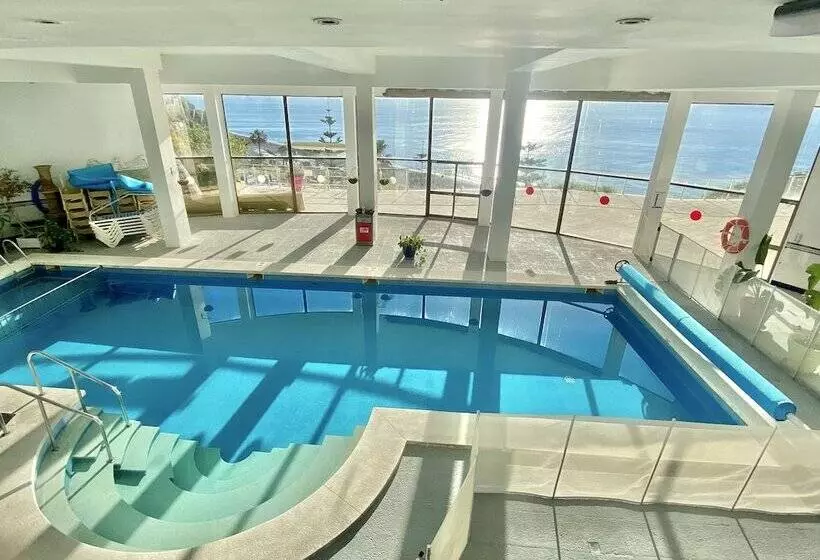 Apartamentos Castillo Del Vigía