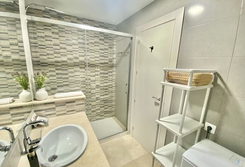 Apartamentos Castillo Del Vigía