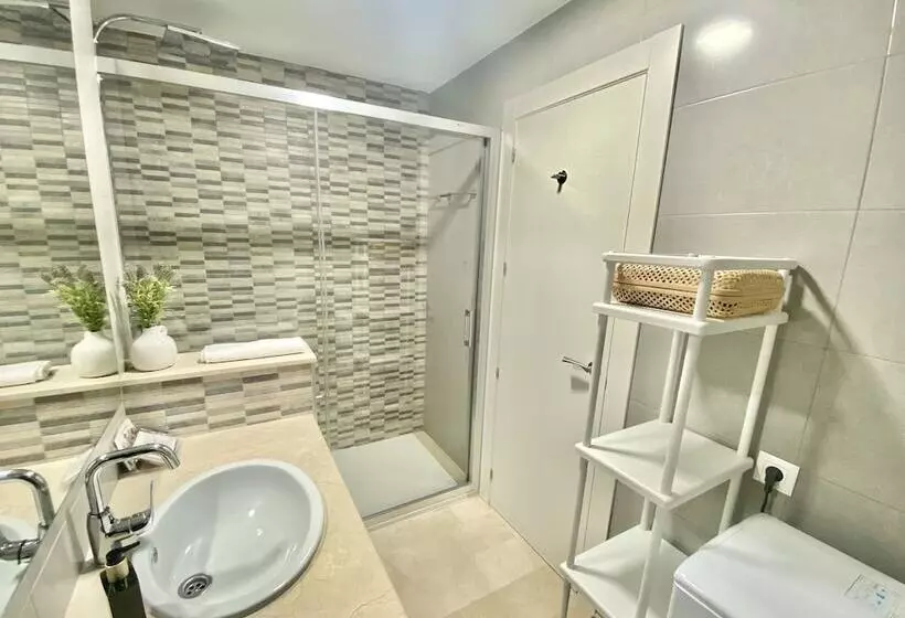 Apartamentos Castillo Del Vigía