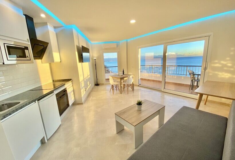 Apartamentos Castillo Del Vigía