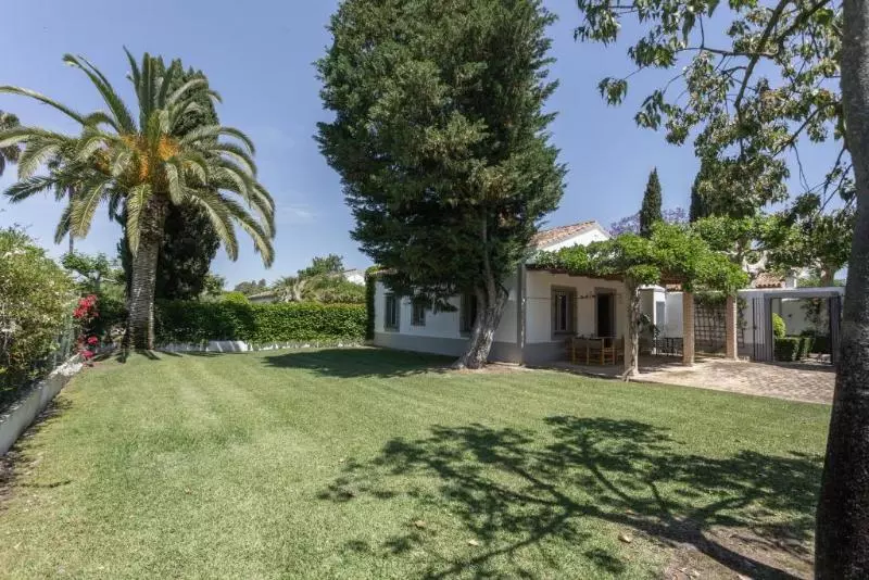 Отель Cortijo De Los Mimbrales