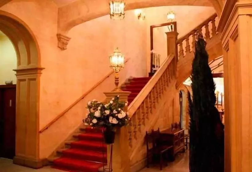 ホテル Don Fadrique