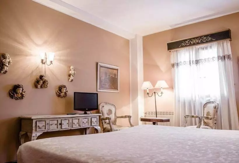 ホテル Don Fadrique