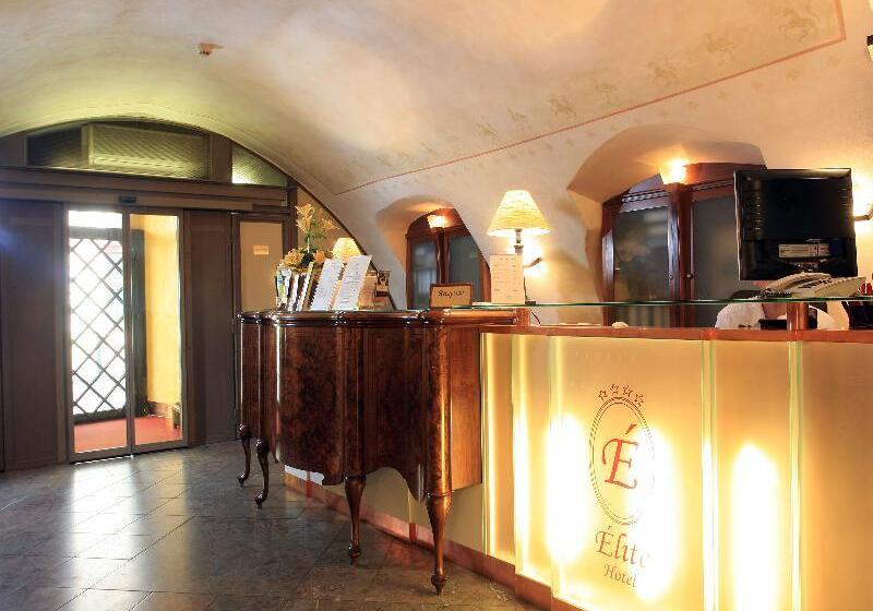 هتل Elite Prague